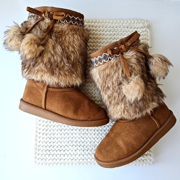 FABKIDS Fur Pom Pom Fuzzy Brown Boots  Braided Accents - Kids, Size 12 - Picture 16 of 16